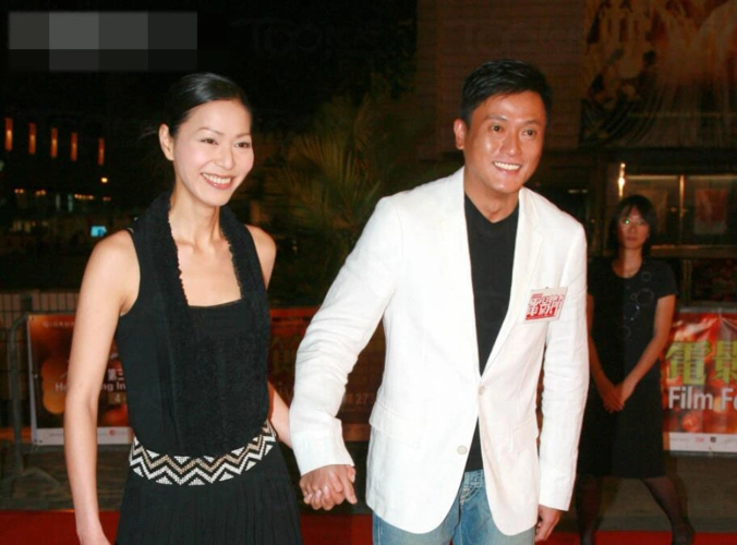 原创魏骏杰首认滕丽名是受害者,却依然为出轨的前妻说话,自责不够完美