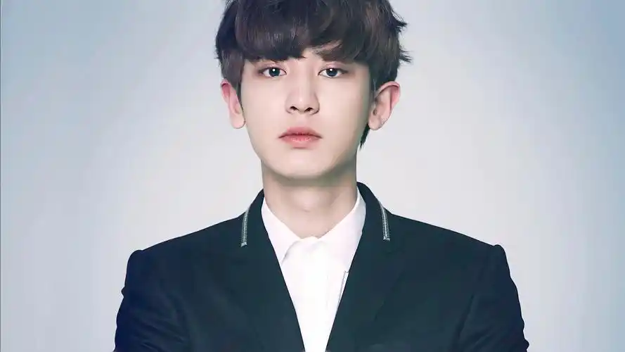 p>朴灿烈(         ,park chanyeol),1992年11月27日出生于韩国首尔