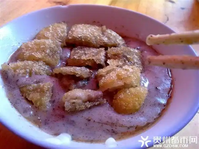 安顺——油炸粑稀饭
