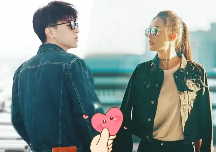 李沁生日会现场落泪谈与邓伦恋情网友不如想的美好但也祝福