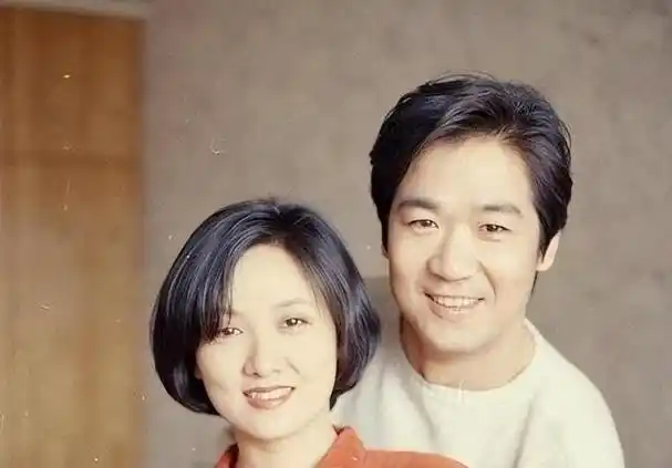 回顾:娱乐圈7对半路夫妻,真爱不分先来后到,你喜欢哪一对?