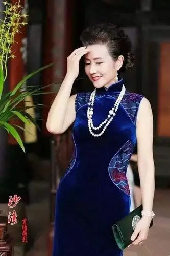 萧湘女子的楷模如兰曹美丽老师授课《给你一个更加自信优雅华丽的转身