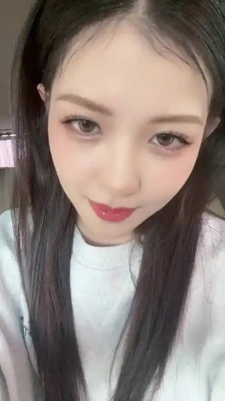 赖美云素颜好美啊