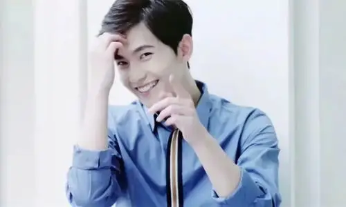 小鲜肉杨洋壁纸_阳光帅气的男神