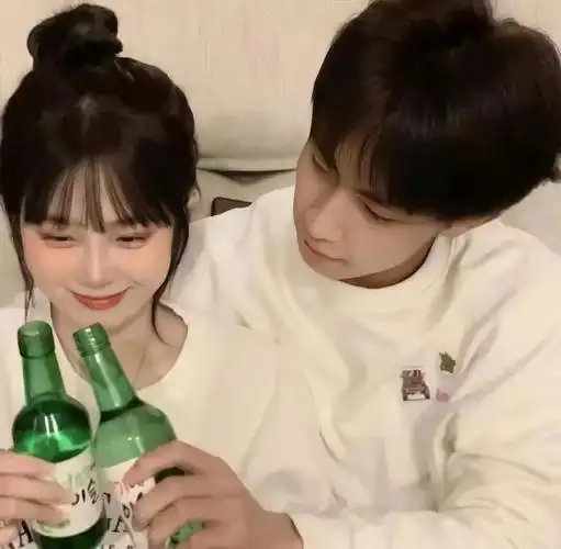 恋爱第一步363436373039存超甜真人情侣头像