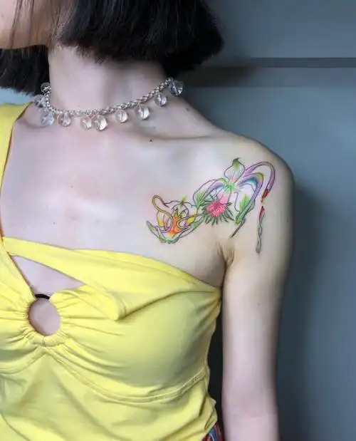 最新抽象彩色纹身图案大全女11