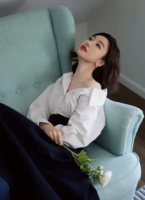 苏秘37°中国区品牌大使毛晓彤