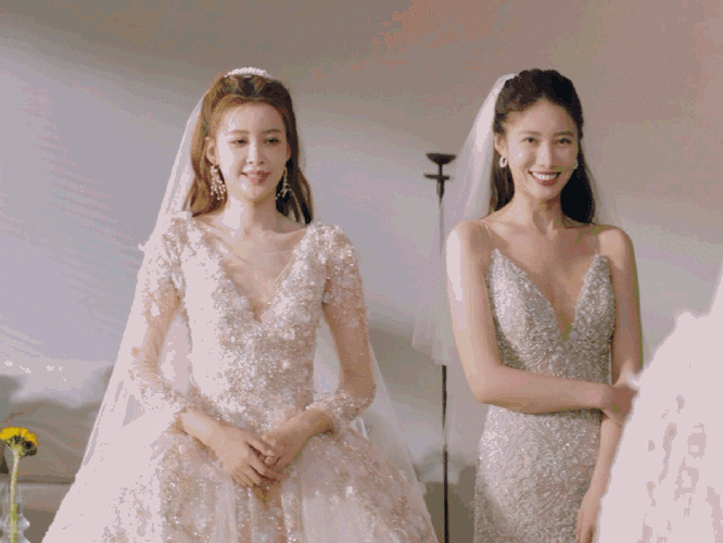 孙怡吴优闺蜜婚纱照##孙怡吴优美女贴贴