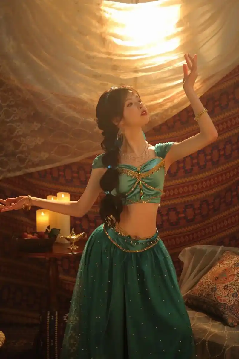 对阿拉丁许个愿吧#茉莉公主  #异域风#天秤座 #写真 - 抖音