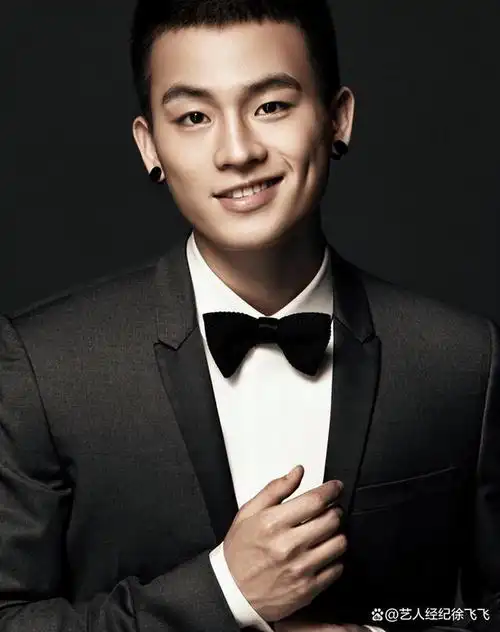 ou),1992年10月13日出生于福建省福州市平潭县,中国内地流行乐男歌手