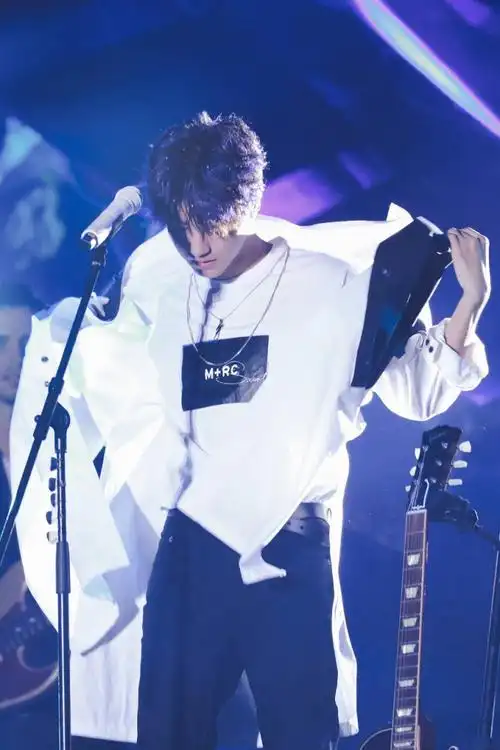 王俊凯 俊凯 凯凯 全世界最好的王俊凯蓝海