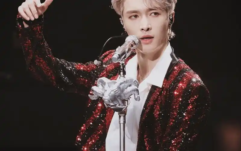 【张艺兴】北京演唱会tattoo boss