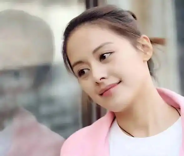 "央视亲女儿"王力可:不炒作零绯闻,为何出道17年演40次女主都不火?