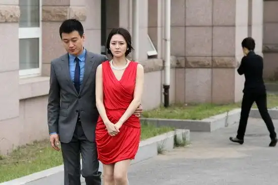 《门第》佟大为,于明加剧照