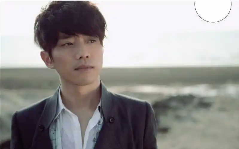 音乐现场20111218云南卫视音乐现场别再惊动爱情张栋梁首唱会