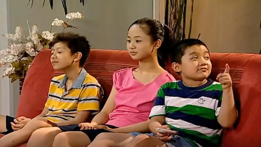 【一点资讯】家有儿女:老爸回来把一切调查清楚 www.yidianzixun.com