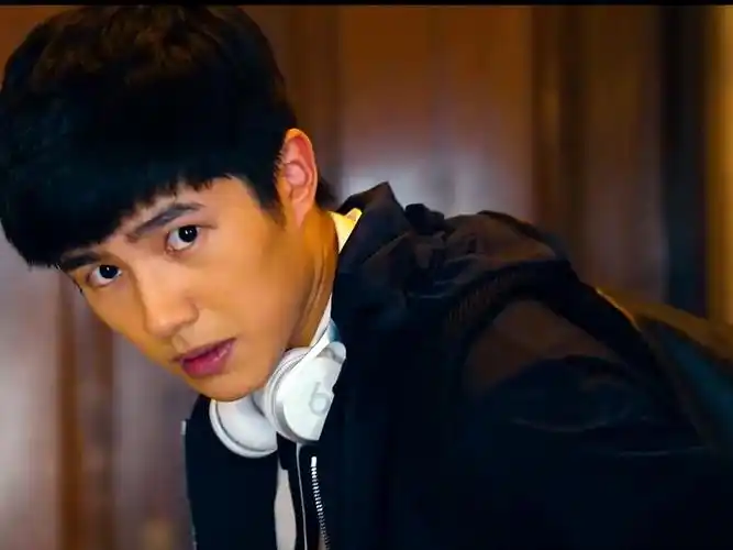 唐人街探案2 #王宝强 #刘昊然 #肖央 只爱一个人是你的谎言