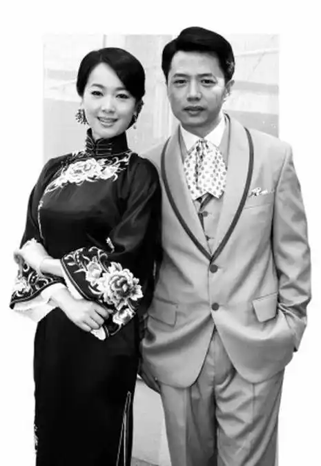 45岁左小青近况曝光,和百亿富豪老公分手后,她终于活成了自己_陈道明