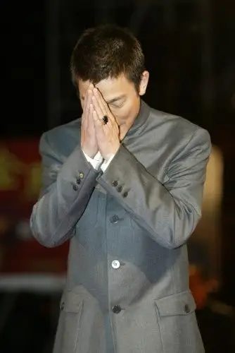 图文金马奖颁奖典礼刘德华双手合十