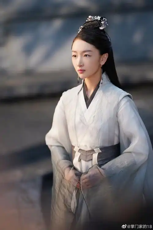 周冬雨[超话]#zdy#周冬雨千古玦尘# 最近. 来自掌门家的18 - 微博