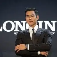 彭于晏西装高清头像 超帅穿西装彭于晏头像_微信头像图片大全