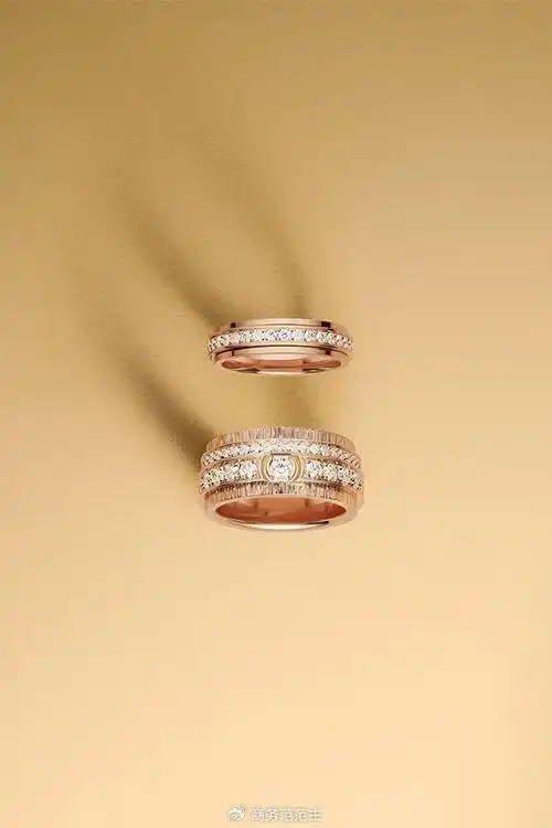 郭晶晶过年戴金色猎豹项链,龙年戴什么珠宝,好运又?