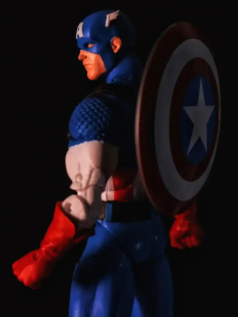 即便暮年也可怀揣英雄的梦#美国队长#摄影#孩之宝 #漫威 - 抖音