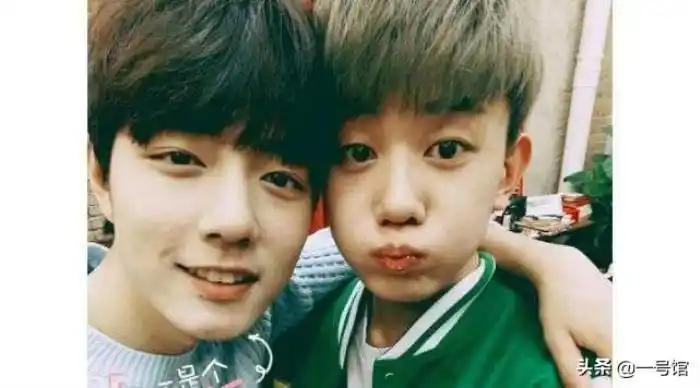 肖战大学女朋友肖战出道前的旧照言论被扒出