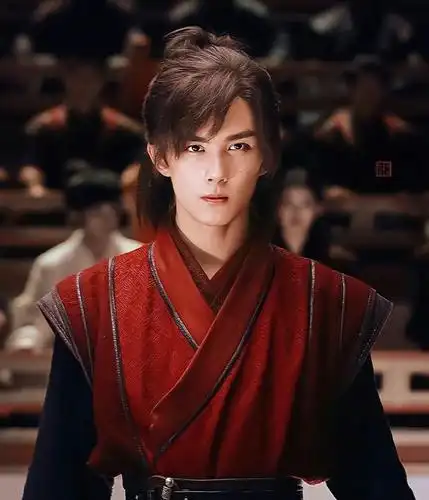 五官精致王俊凯