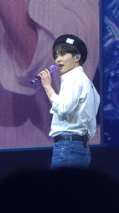 【theqoo】昨日生日粉丝见面会中的exo xiumin,哥状态好好爱了爱了!