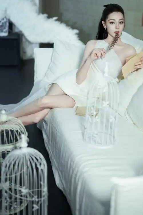 迪丽热巴仅有一名助理