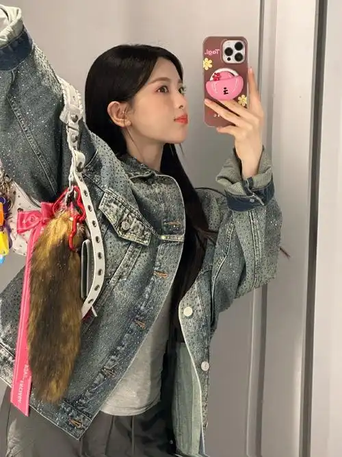 杨超越打卡杨超越