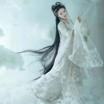 古风女白衣