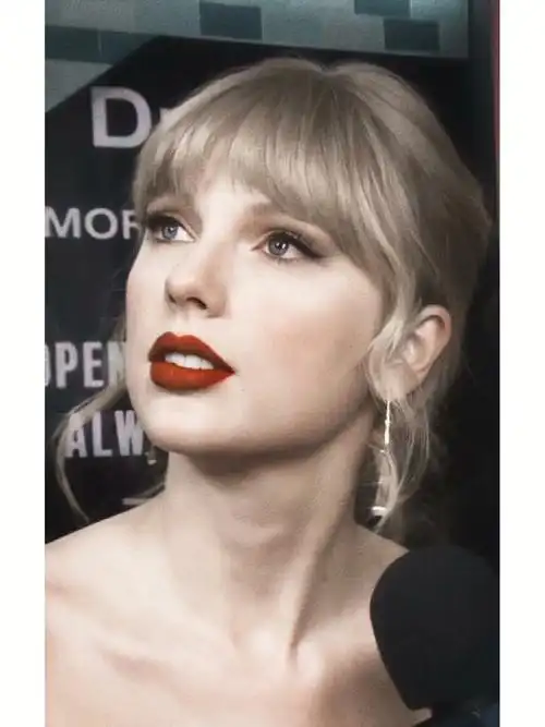 这段时间被《august》疯狂洗脑~霉霉不管什么时候都美#taylorswift