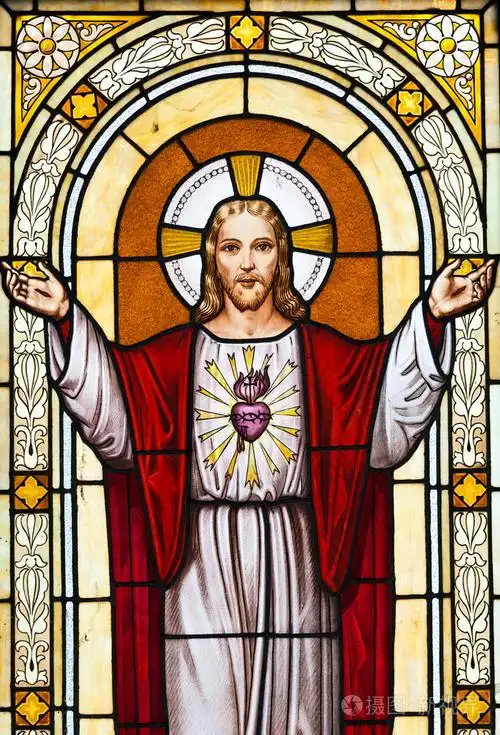 耶稣窗口绘画在公墓