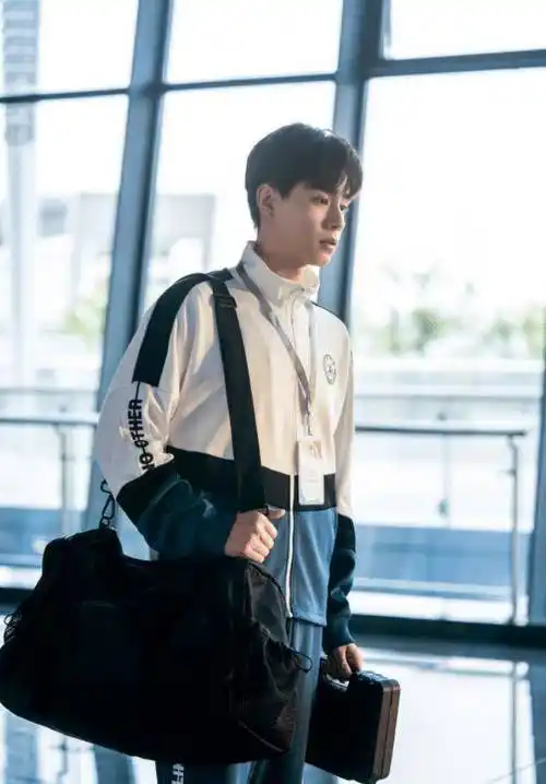 胡一天新剧无水花?