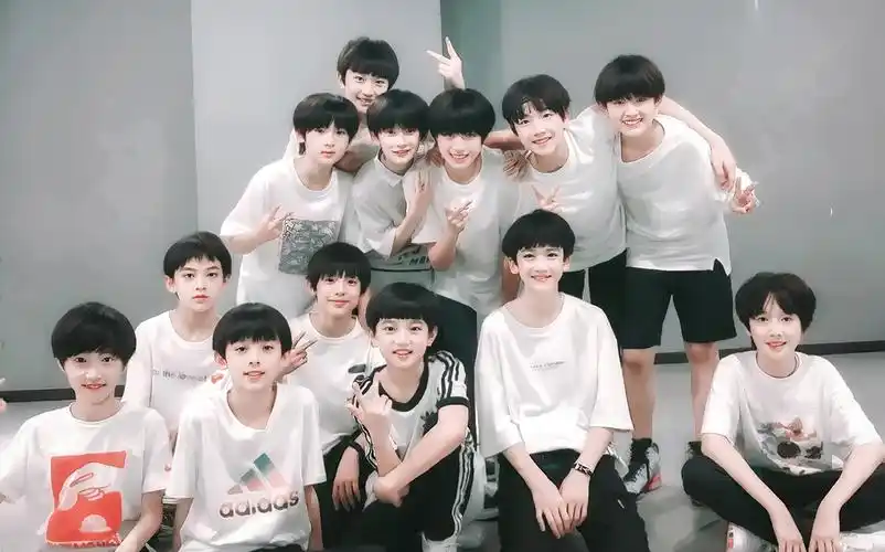 dance!then,waiting for our stage!