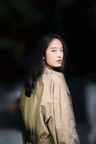 东方卫视《七日生》热播 杨采钰用100倍防晒告别"林丁丁"