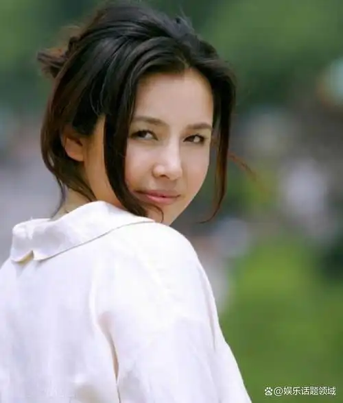 王澜这些年经历什么?像换了个人