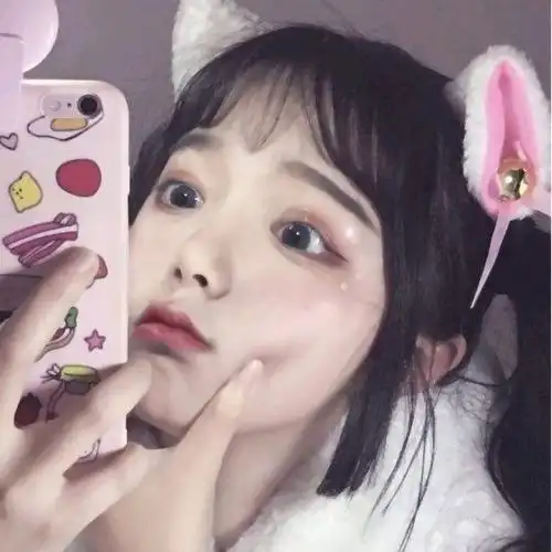 qq头像女生萌带贴纸超清可爱超萌的贴纸女头像图片