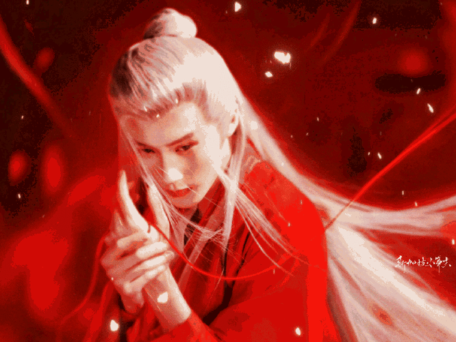 再现红衣白发相柳!太绝了!一眼万年,从此入了心.