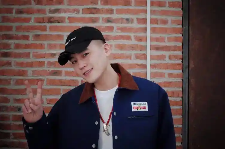 最新明星总票房排行榜前十,徐峥垫底,吴京第二,榜首实至名归