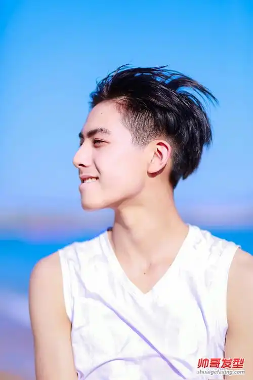 帅哥宋威龙写真小清新帅哥短发碎发最可爱3
