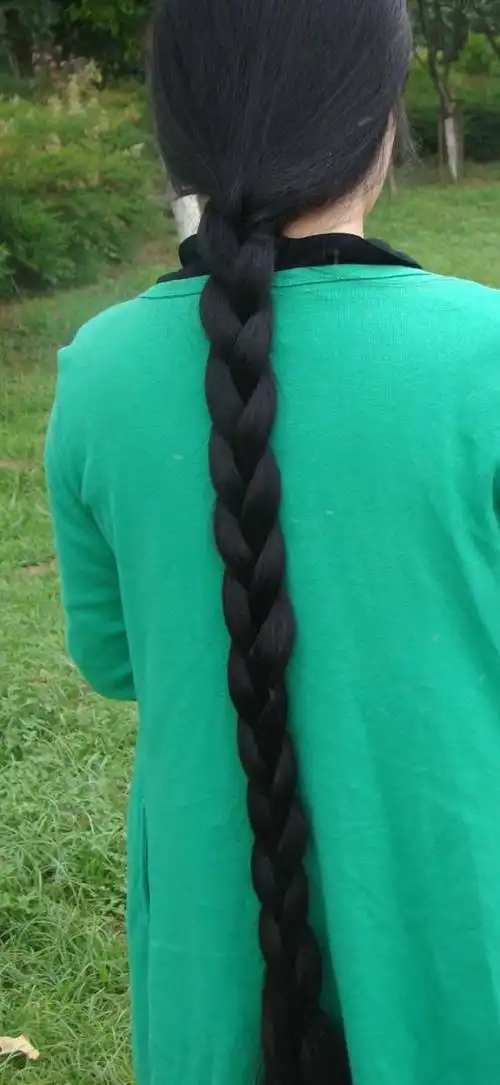 剪下25岁姑娘1.26米乌黑长发