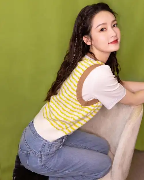 清纯女星李沁,美丽可爱!__财经头条