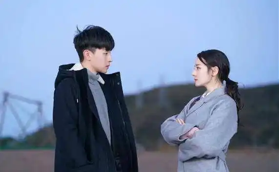 电视剧《曾少年》即将来袭,小生邓伦是男主,迪丽热巴竟然是女二_杨幂