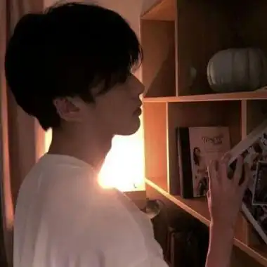 男生头像霸气侧脸头像 酷酷的侧脸霸气男头像