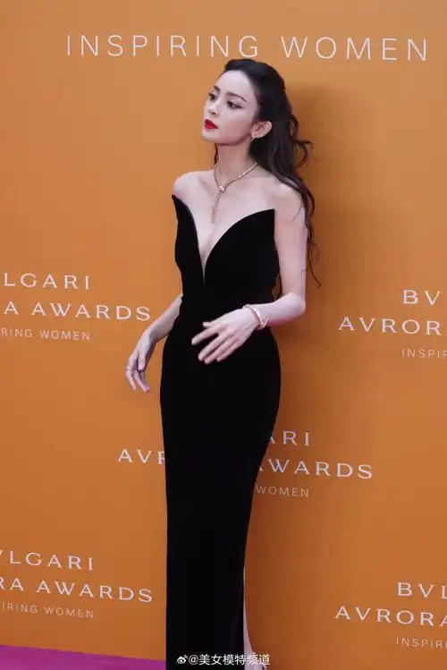 古力娜扎红毯高清生图