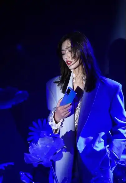 齿轮在现场 | vivo x60追光系列新品发布