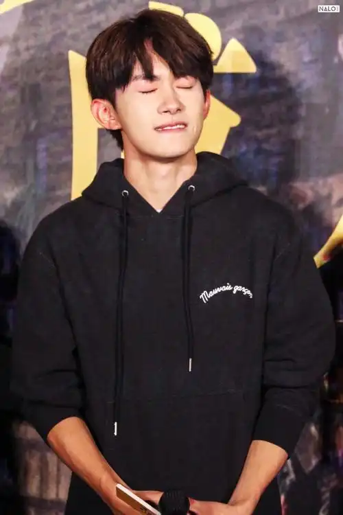 易烊千玺电影小小的我##四字 易烊千玺 yyqx 四字